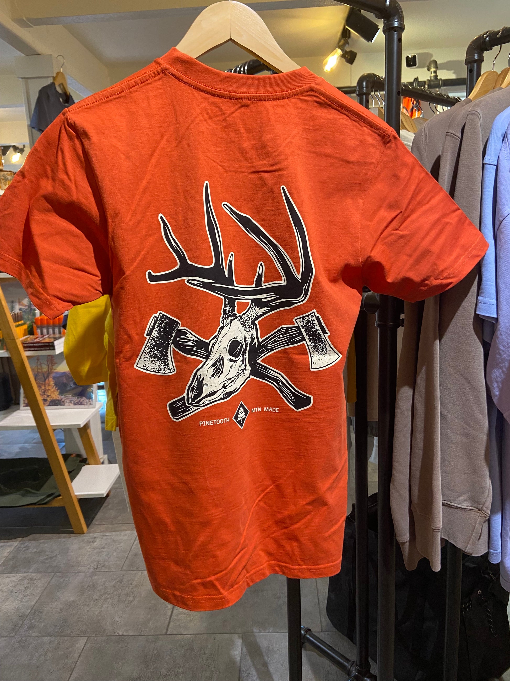 Woodsy - Pocket Tee