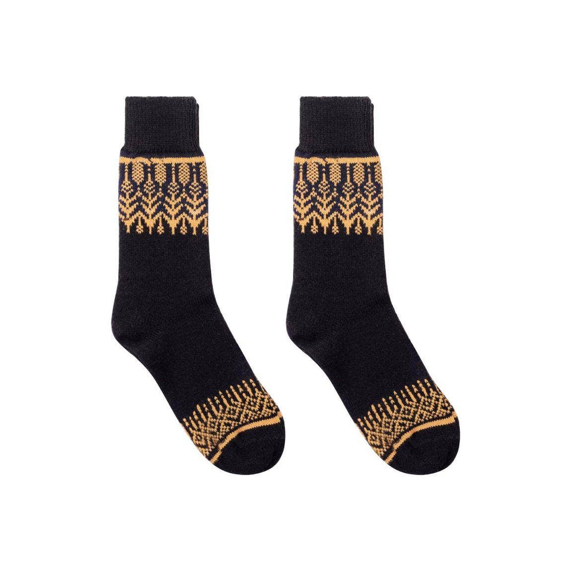 Nordic Socks Merino Wool in PERFORM™ (Yule - Black) - Unisex