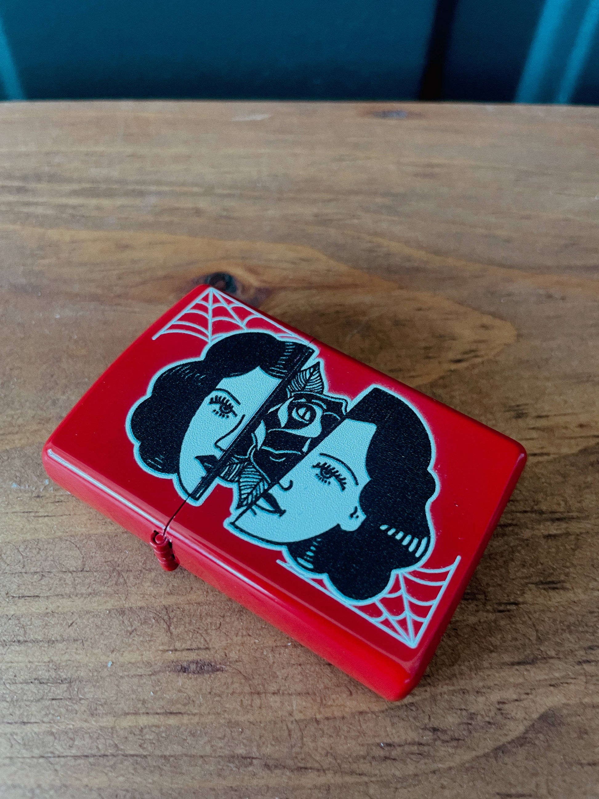 Refillable Split Woman Face Rose Lighter Wind Proof