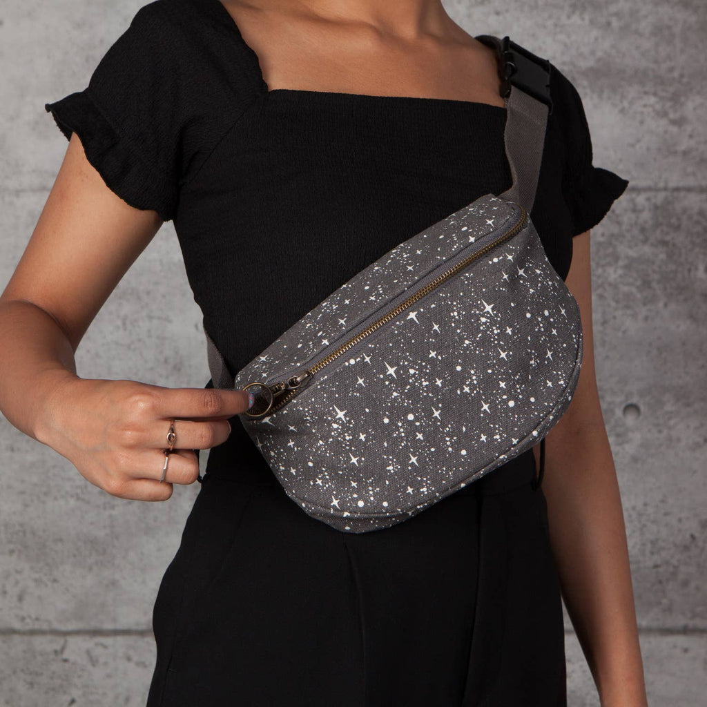 Far And Away - Hip Bag