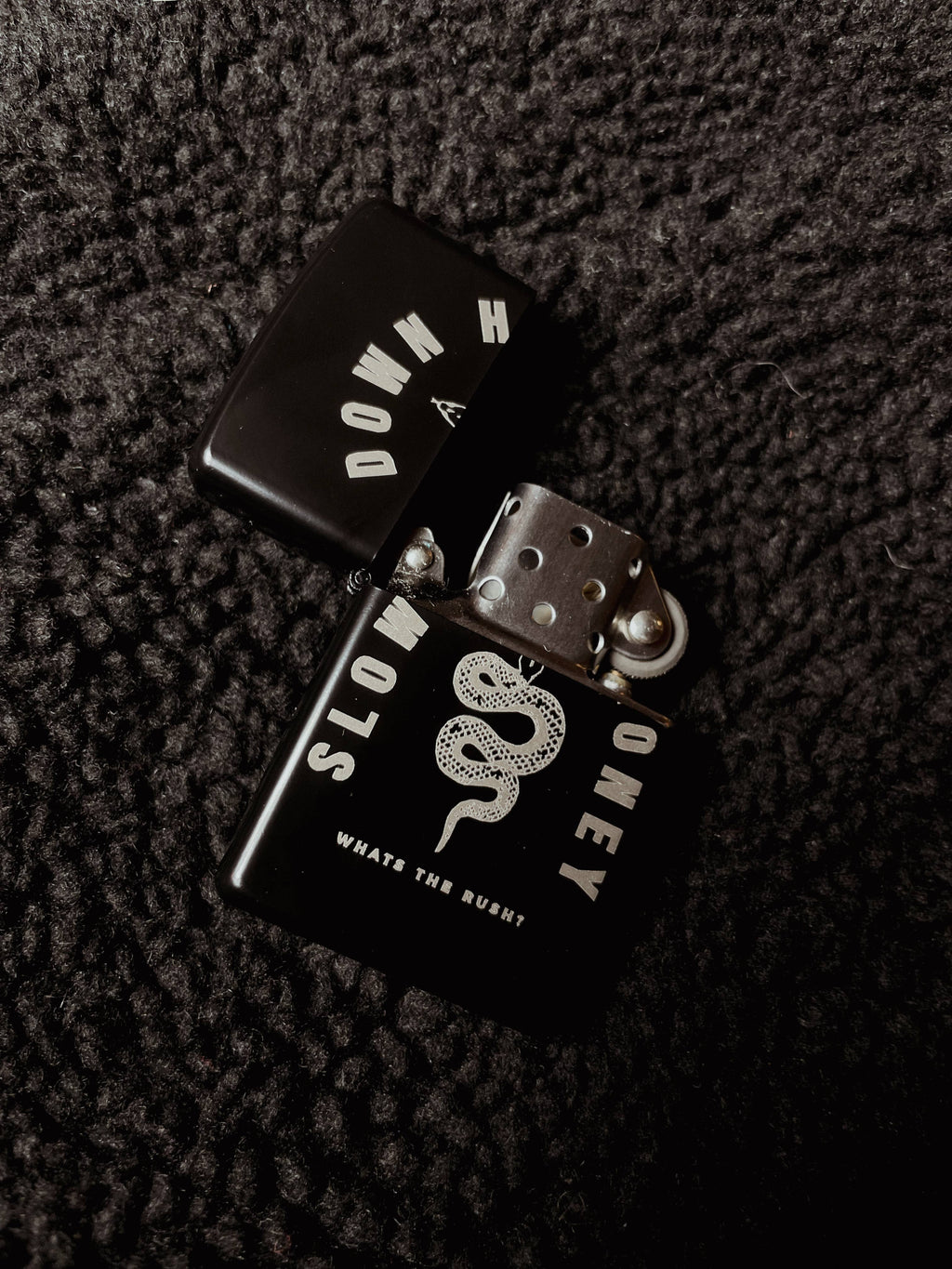Refillable Slow Down Honey Snake Lighter
