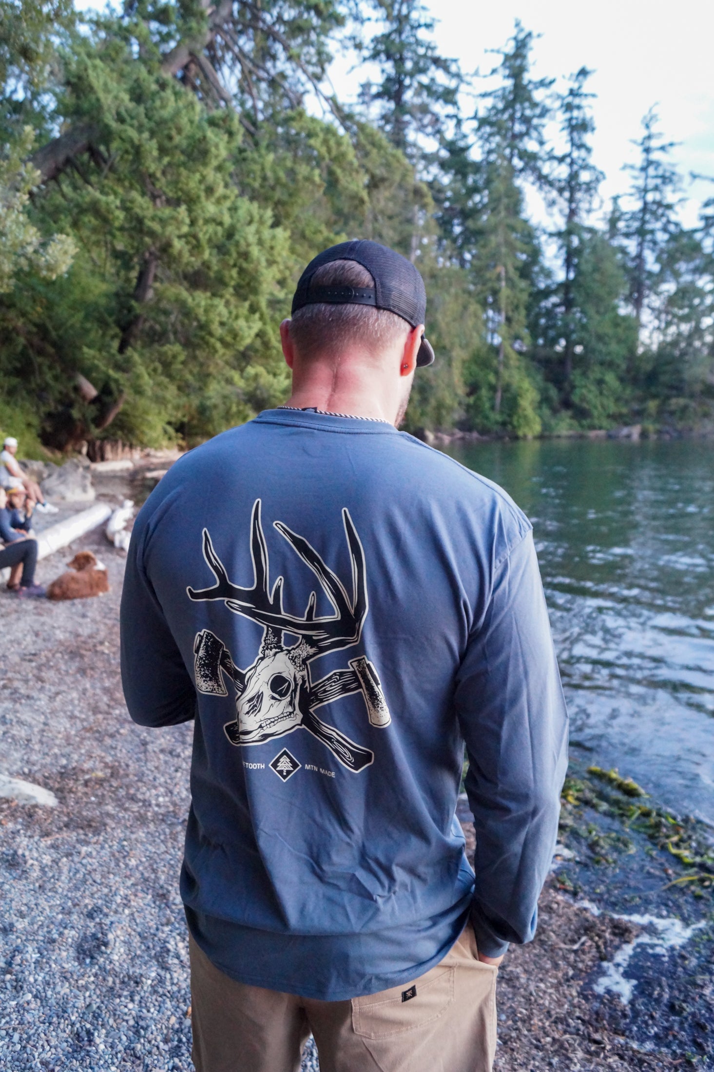Woodsy - Premium Longsleeve Tee