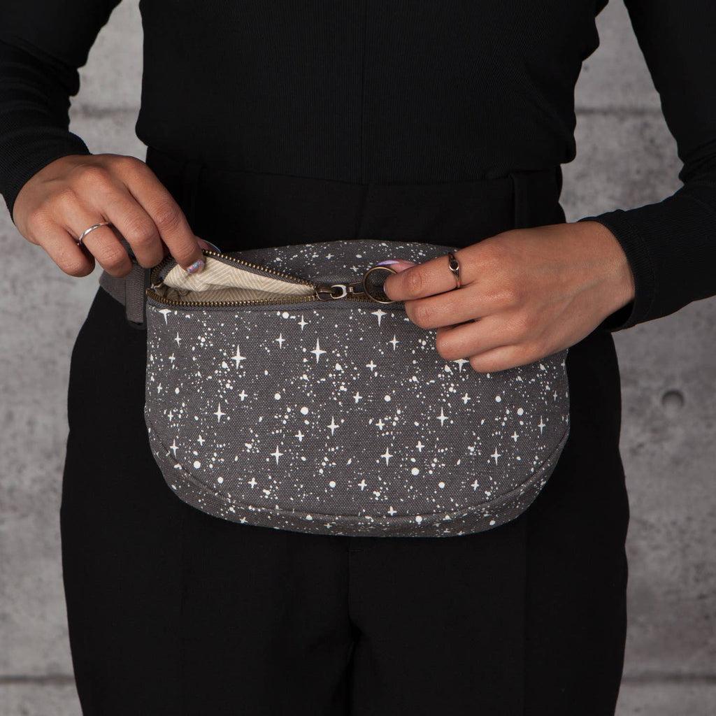 Far And Away - Hip Bag