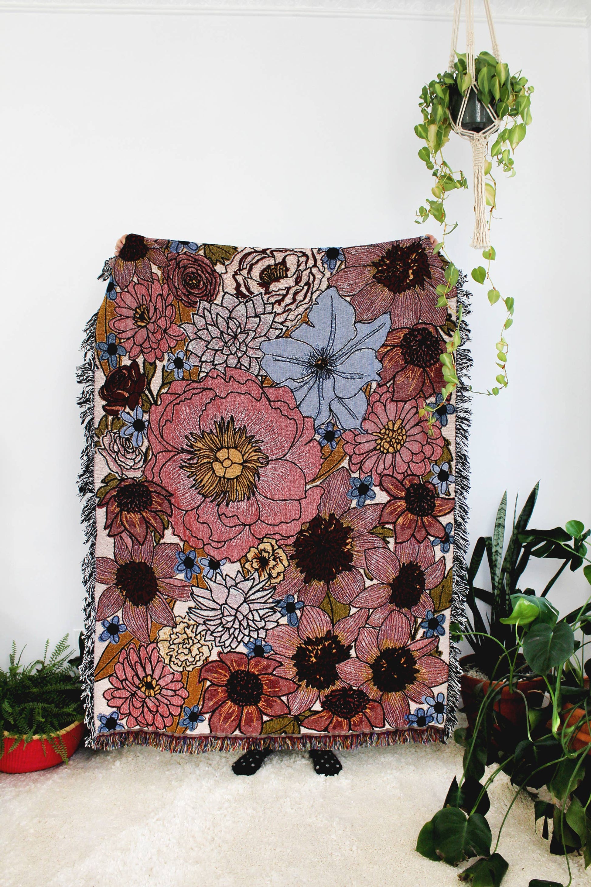 Dream Garden Tapestry Blanket