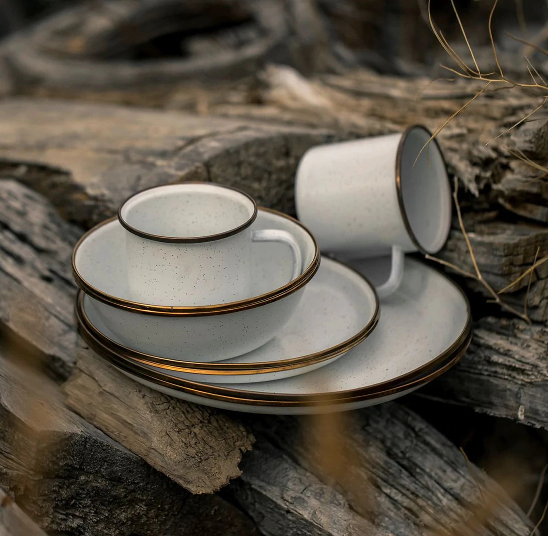 Enamel Salad Plate Set